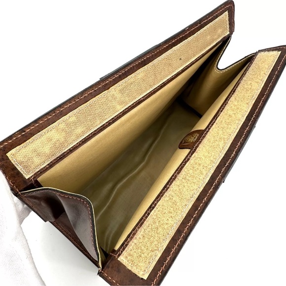 Gucci Monogram Vintage Clutch - Picture 7 of 8